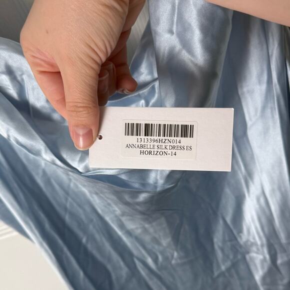 Reformation Annabelle Silk Dress 14 - Picture 10 of 10